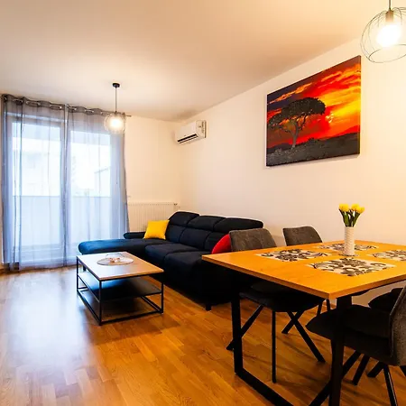 Flexible Selfcheckins 105 - Zagreb - Parking - Loggia Apartment Exterior photo