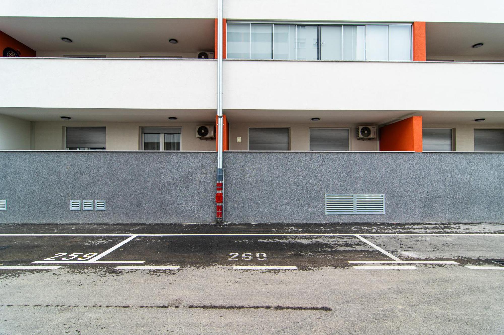 Flexible Selfcheckins 105 - - Parking - Loggia